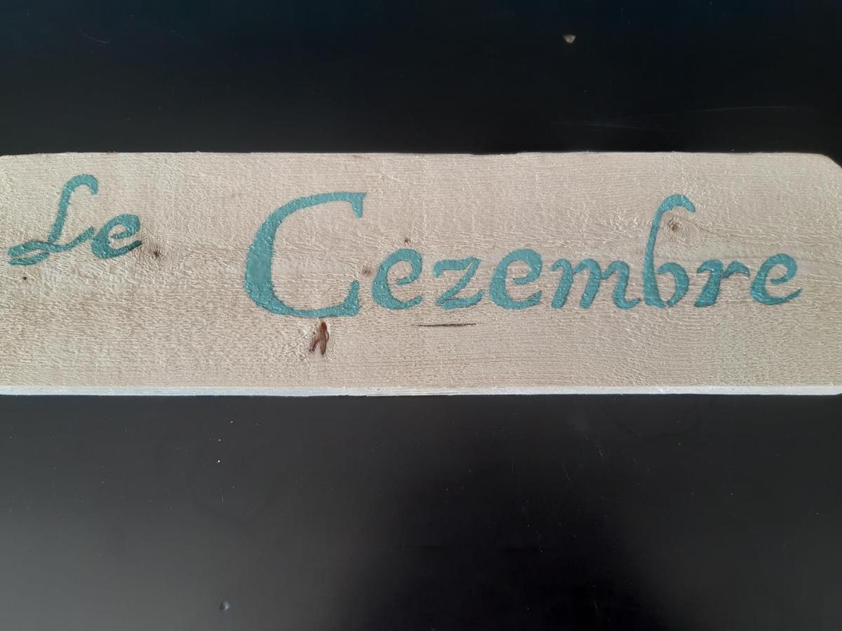 Le Cezembre Gite La Taniere Moidrey Bagian luar foto