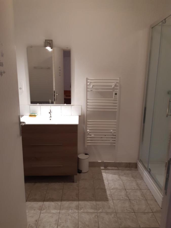 Le Cezembre Gite La Taniere Moidrey Bagian luar foto